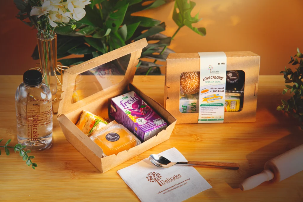 ชุด Snack Box Delicake กล่องคราฟต์พร้อมน้ำดื่ม